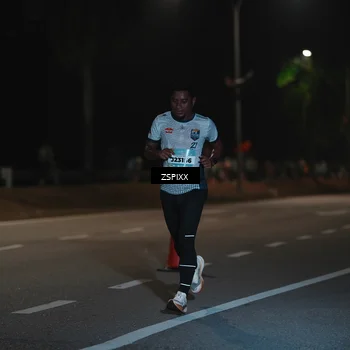 Runner Photo 5911769