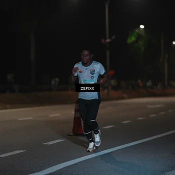 Runner Photo 5911773