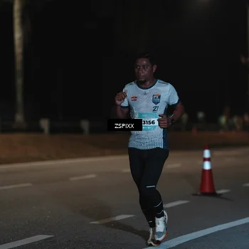 Runner Photo 5911785