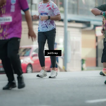 Runner Photo 5911800