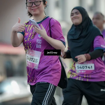 Runner Photo 5911900