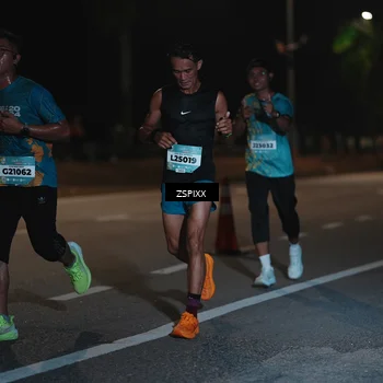 Runner Photo 5911923