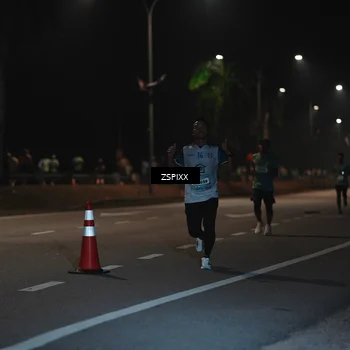 Runner Photo 5911946