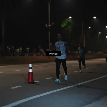 Runner Photo 5911963