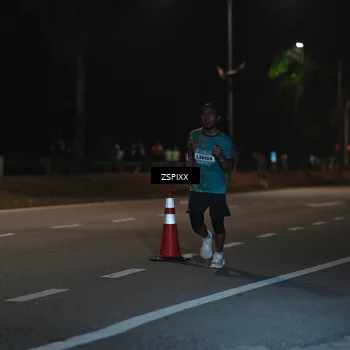 Runner Photo 5911996