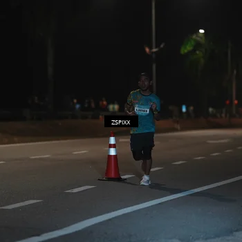 Runner Photo 5912009