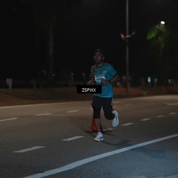 Runner Photo 5912010