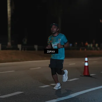 Runner Photo 5912031