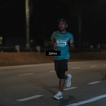 Runner Photo 5912035