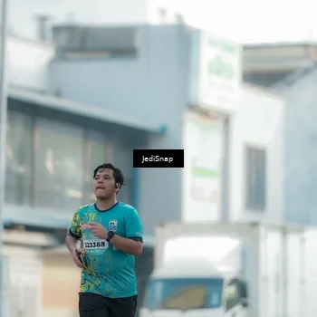 Runner Photo 5912037
