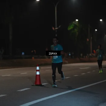 Runner Photo 5912048