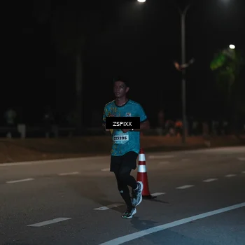 Runner Photo 5912075