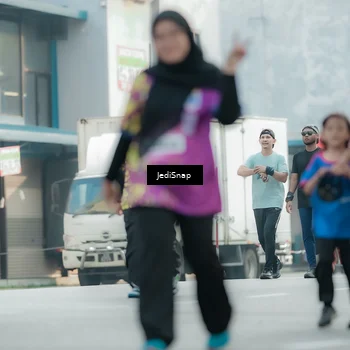 Runner Photo 5912078