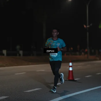 Runner Photo 5912082