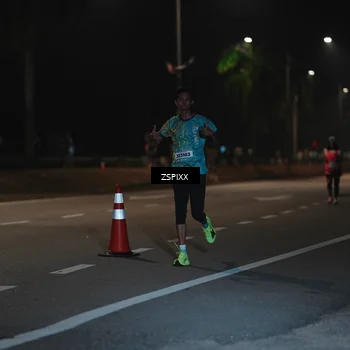 Runner Photo 5912088