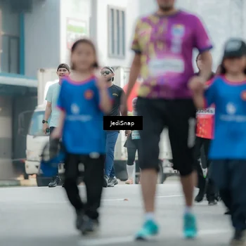 Runner Photo 5912095
