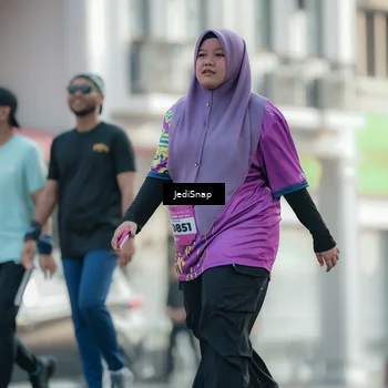 Runner Photo 5912137