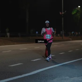 Runner Photo 5912147