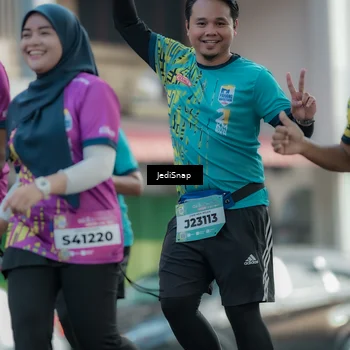 Runner Photo 5912180