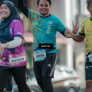 Runner Photo 5912183