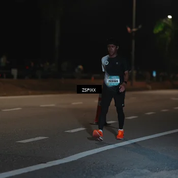 Runner Photo 5912210