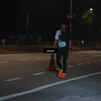 Runner Photo 5912216