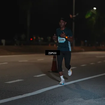 Runner Photo 5912245