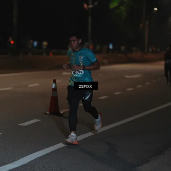 Runner Photo 5912272