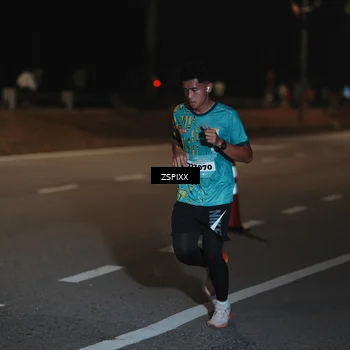 Runner Photo 5912291