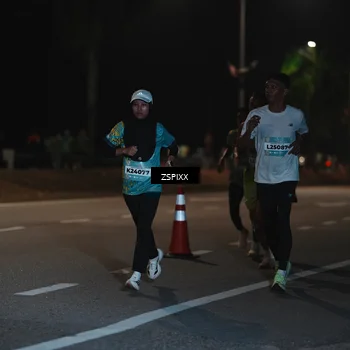 Runner Photo 5912335
