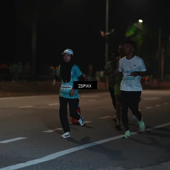 Runner Photo 5912336