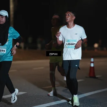 Runner Photo 5912346