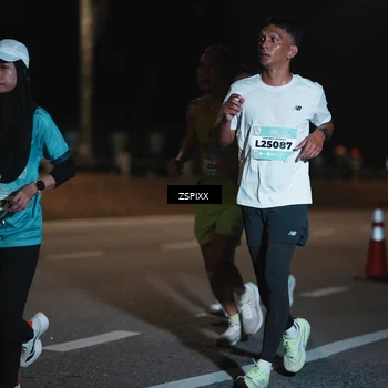 Runner Photo 5912348