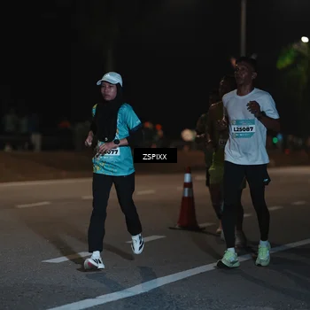 Runner Photo 5912357