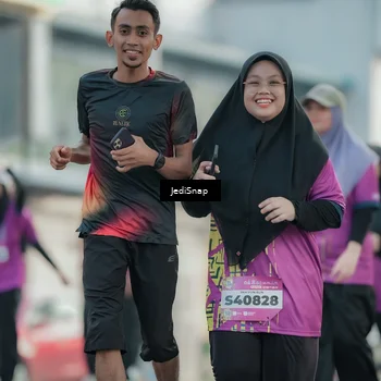 Runner Photo 5912362