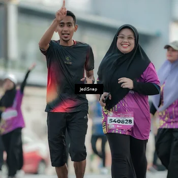 Runner Photo 5912367