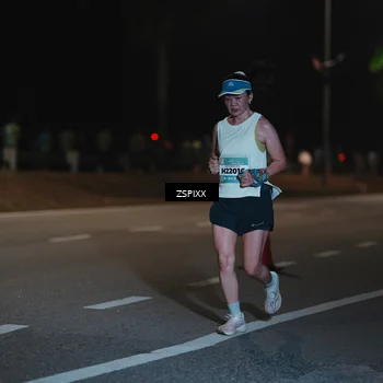 Runner Photo 5912372