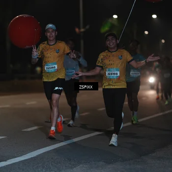 Runner Photo 5912460