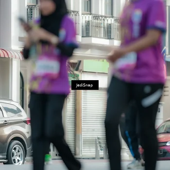 Runner Photo 5912462