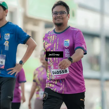 Runner Photo 5912472