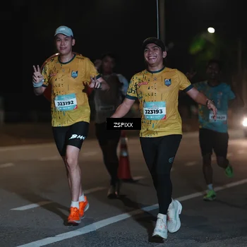 Runner Photo 5912476