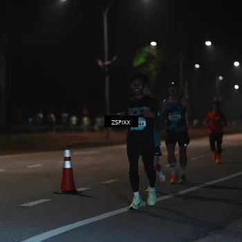 Runner Photo 5912501
