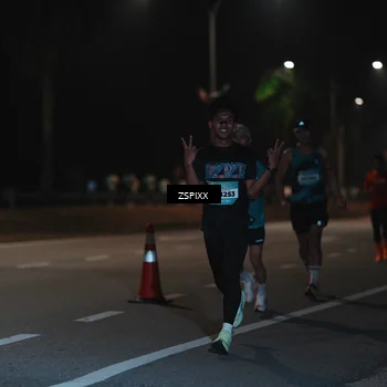 Runner Photo 5912517