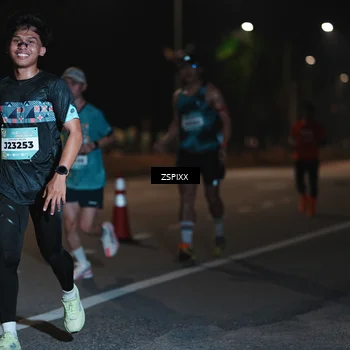 Runner Photo 5912530