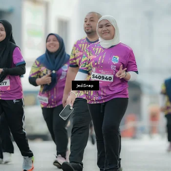 Runner Photo 5912534