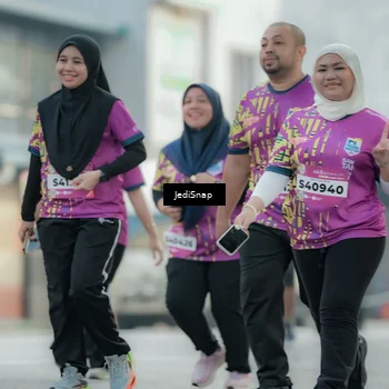 Runner Photo 5912536