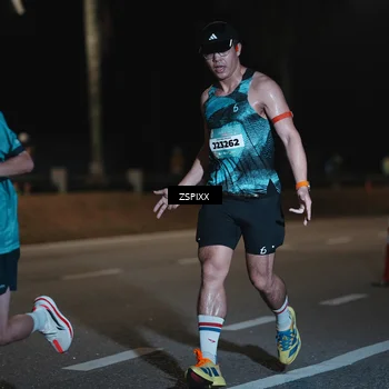 Runner Photo 5912544