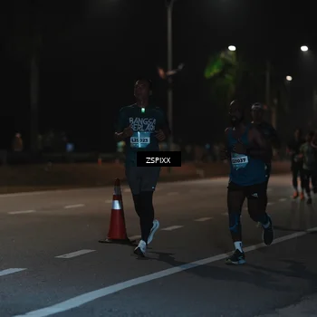 Runner Photo 5912573