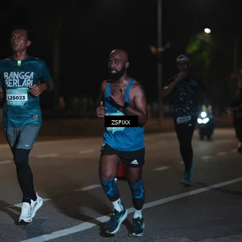 Runner Photo 5912597