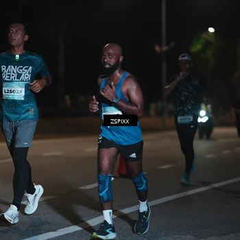 Runner Photo 5912598